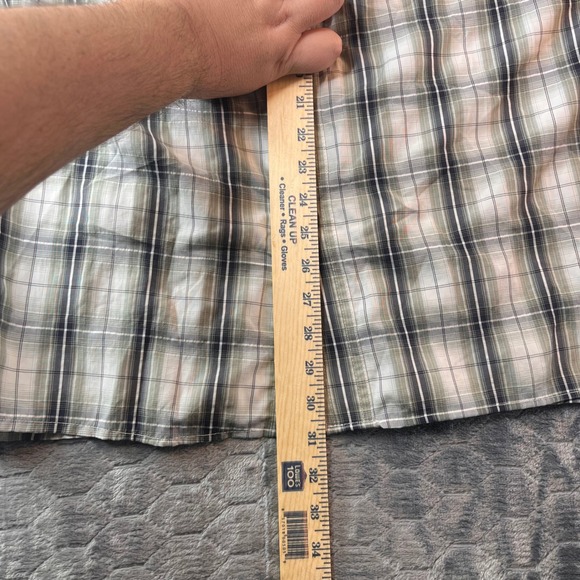 Eddie Bauer Mens XL Green Plaid Short Sleeve Hiking Fishing Button Down Shirt - Picture 6 of 8